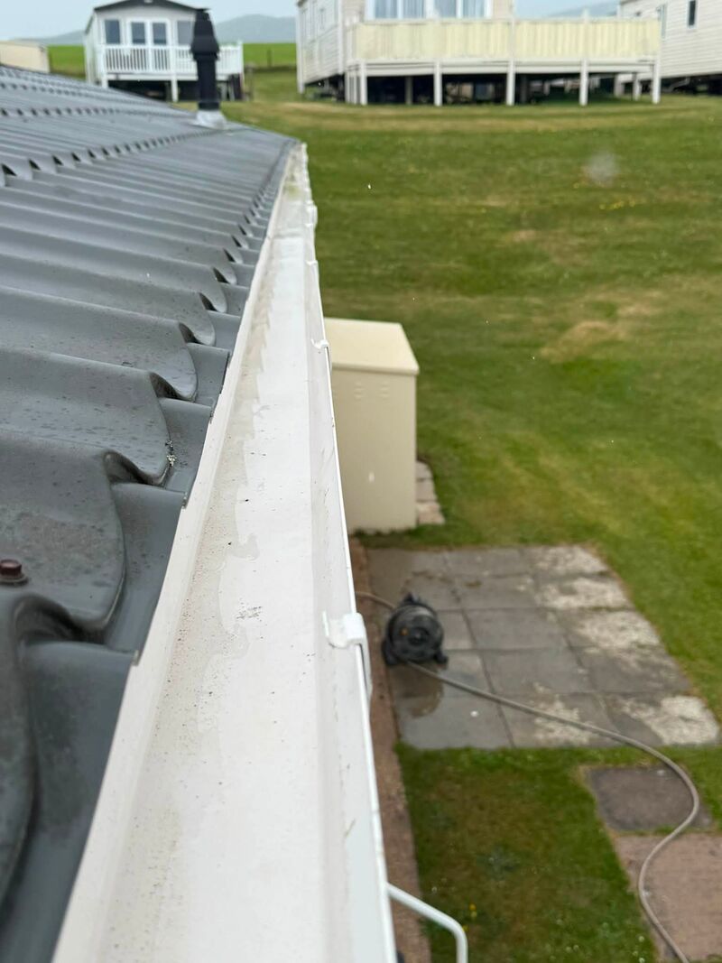 Clean, clear gutter line after washing